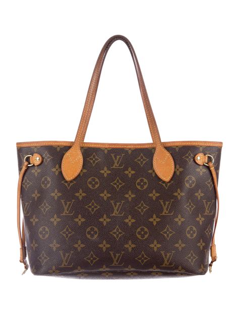 louis vuitton handbags at macy's.